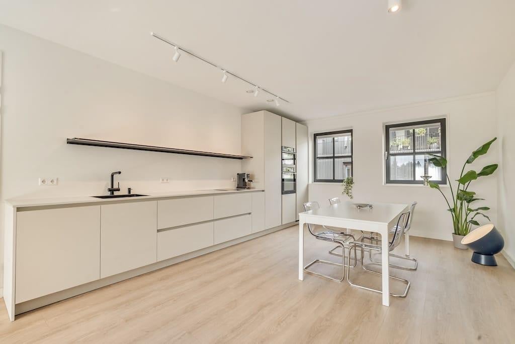 Woning te huur: Libau-eiland, Amsterdam