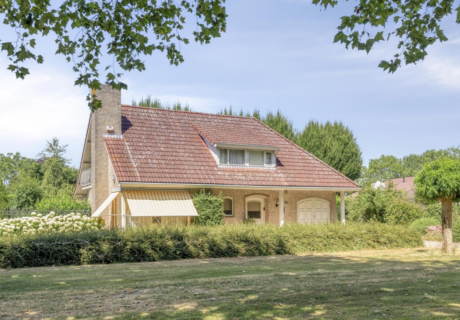 Huis Kanunnik Daemenstraat 36 in Mierlo
