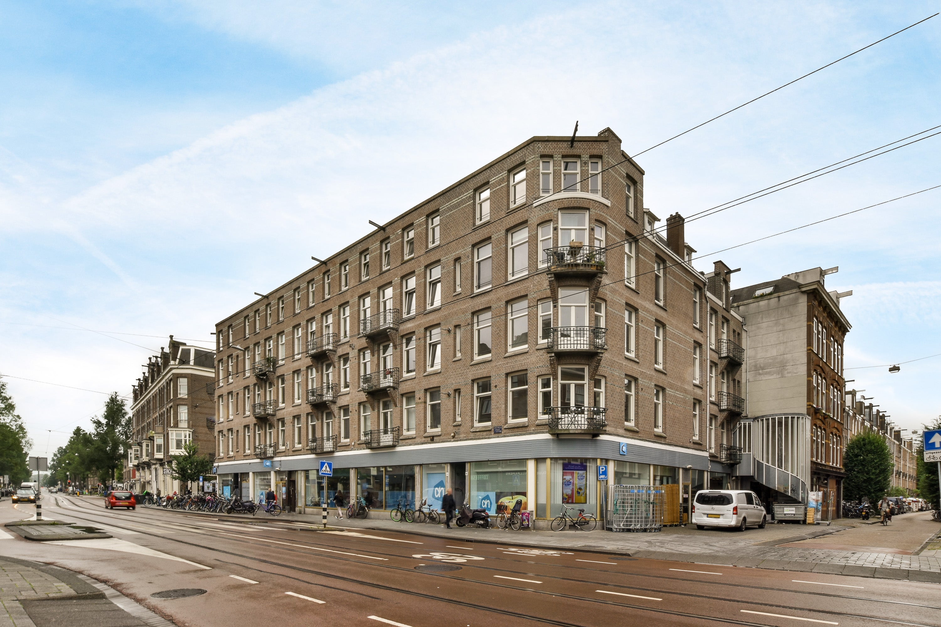 Flat Van Woustraat 144 3