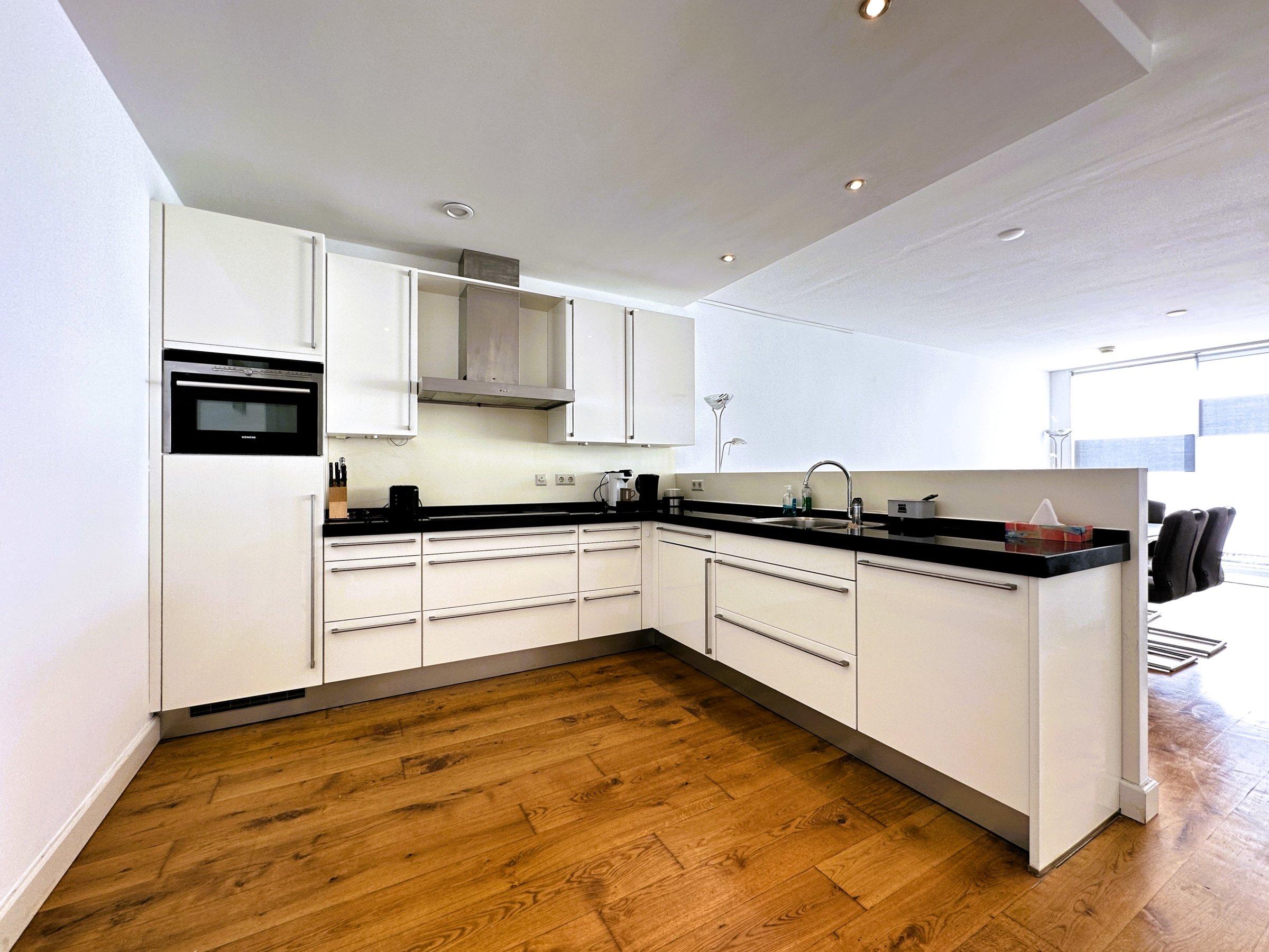 Woning te huur: Carolina MacGillavrylaan, Amsterdam
