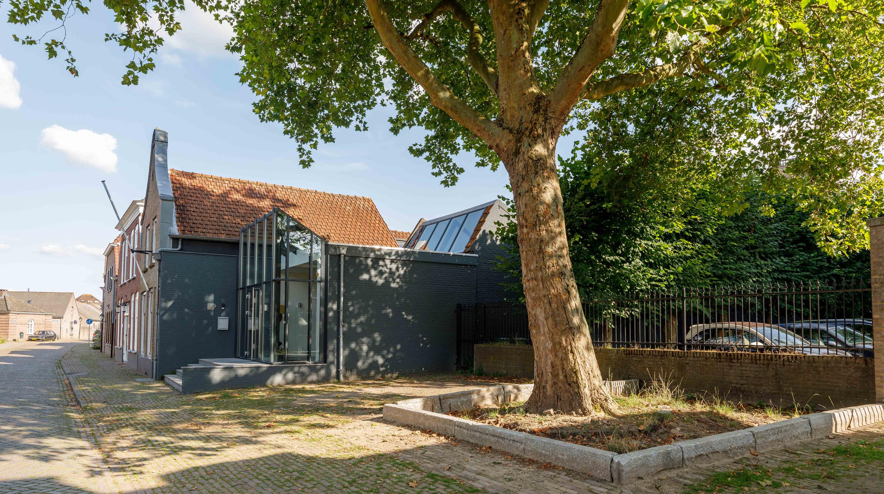 Tussenwoning te koop: Haven 14, Geertruidenberg