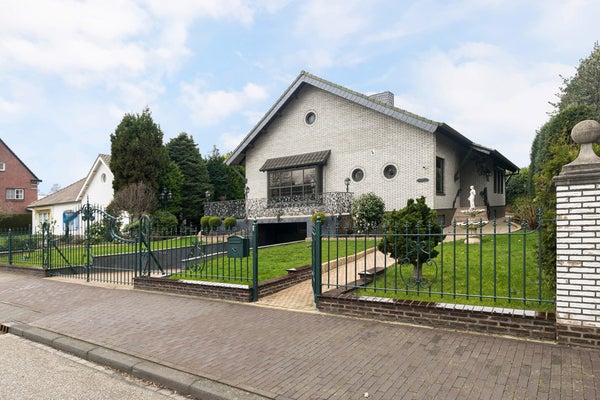 Huis te koop Rijksweg Zuid 175 in Sittard voor € 485.000 k.k.