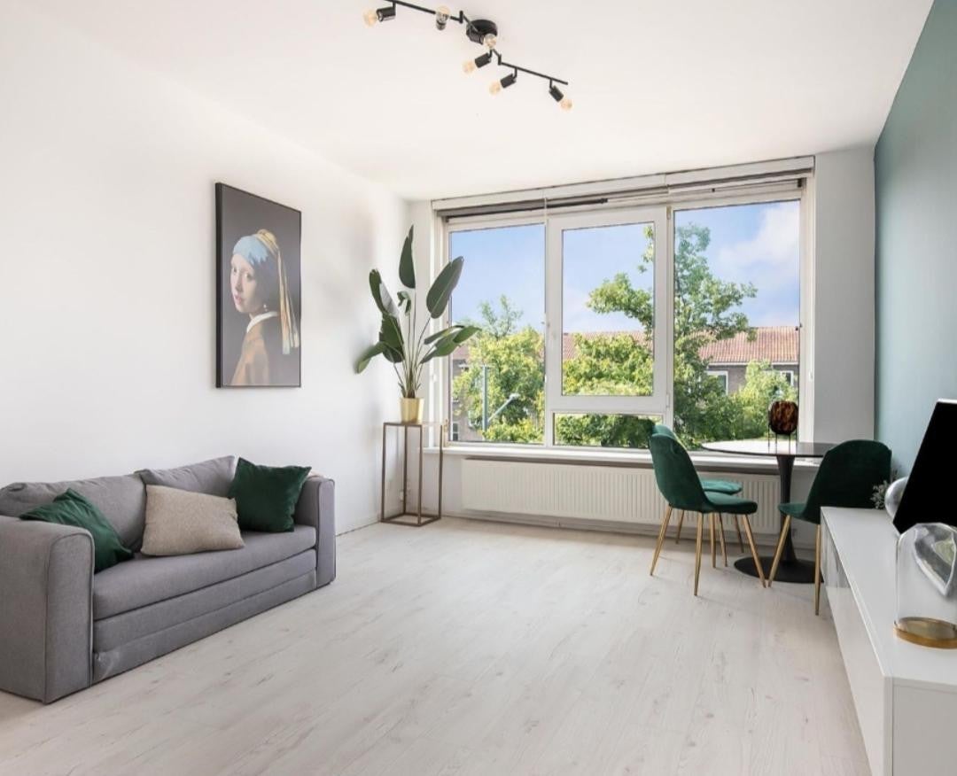 Appartement Dorpsweg in Rotterdam