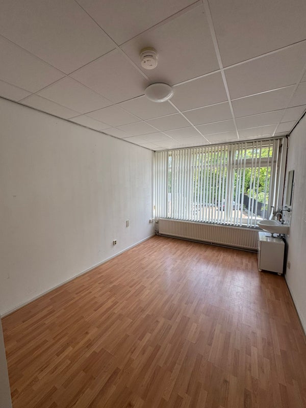 Kamer Benzenraderweg in Heerlen