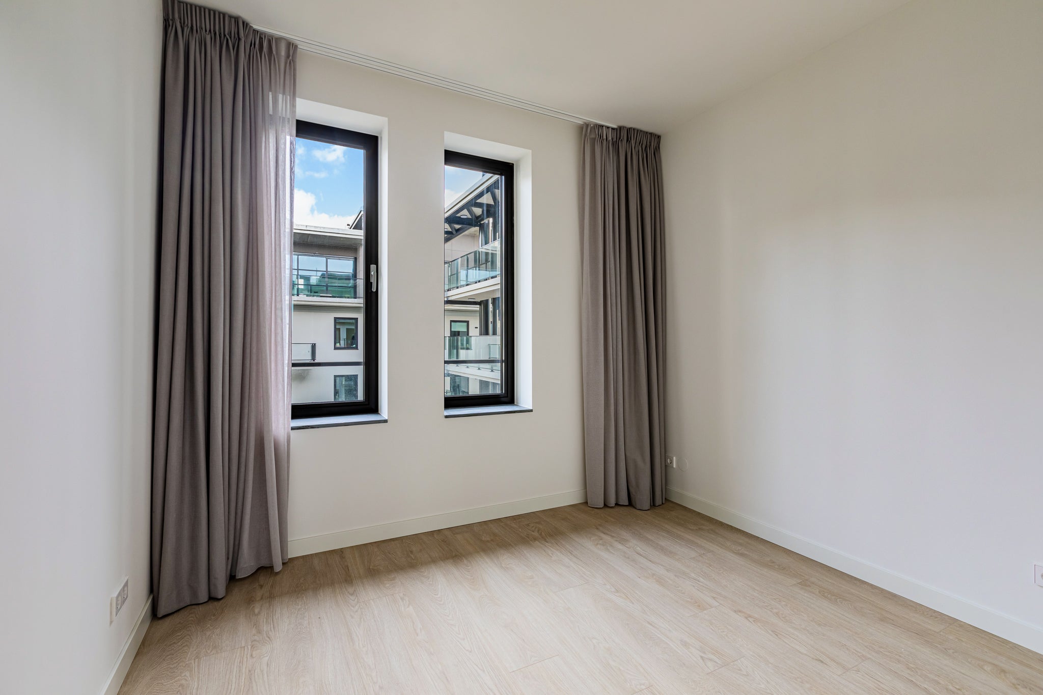 Woning te huur: Burgemeester Rijnderslaan, Amstelveen
