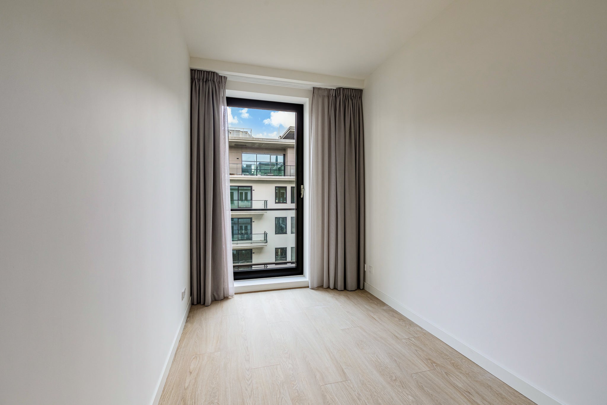 Woning te huur: Burgemeester Rijnderslaan, Amstelveen