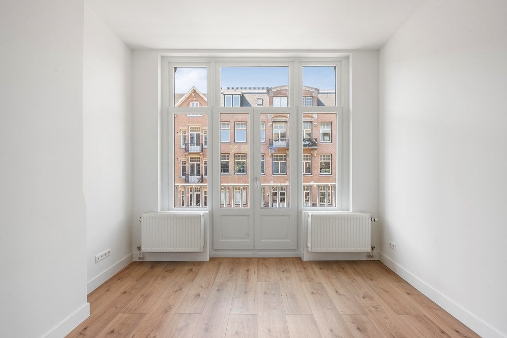 Te huur Appartement Admiraal De Ruijterweg 160 2 in Amsterdam