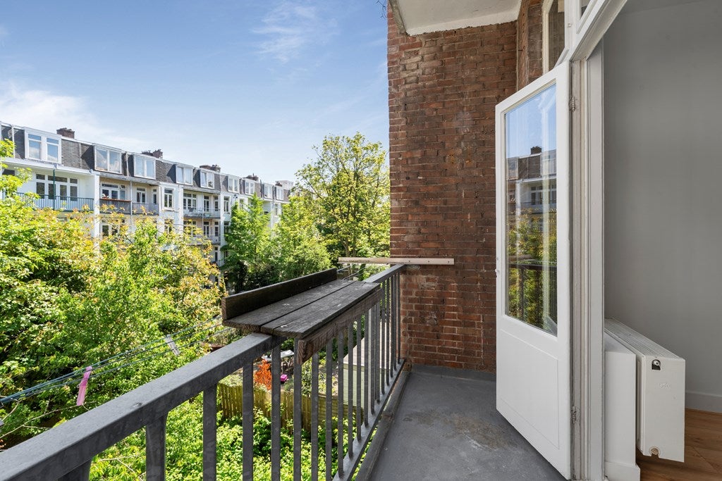 Te huur Appartement Admiraal De Ruijterweg 160 2 in Amsterdam
