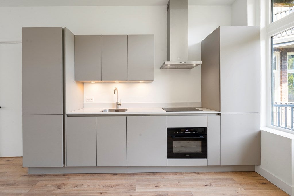 Te huur Appartement Admiraal De Ruijterweg 160 2 in Amsterdam