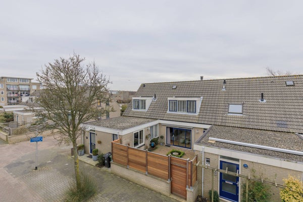 Te huur: Huis Zwanebloembocht 157 in Velserbroek