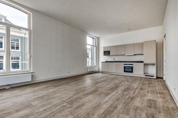 Appartement Van Baerlestraat in Amsterdam