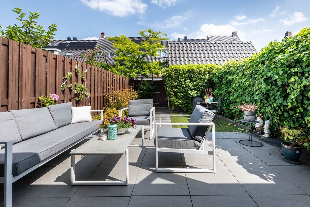 Tussenwoning te huur: Middachten 8, Amstelveen
