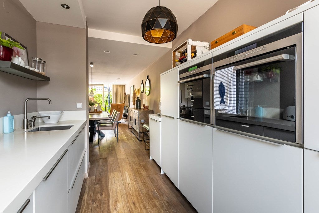 Tussenwoning te huur: Middachten 8, Amstelveen