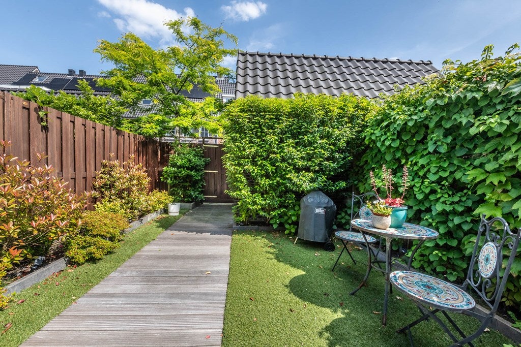 Tussenwoning te huur: Middachten 8, Amstelveen
