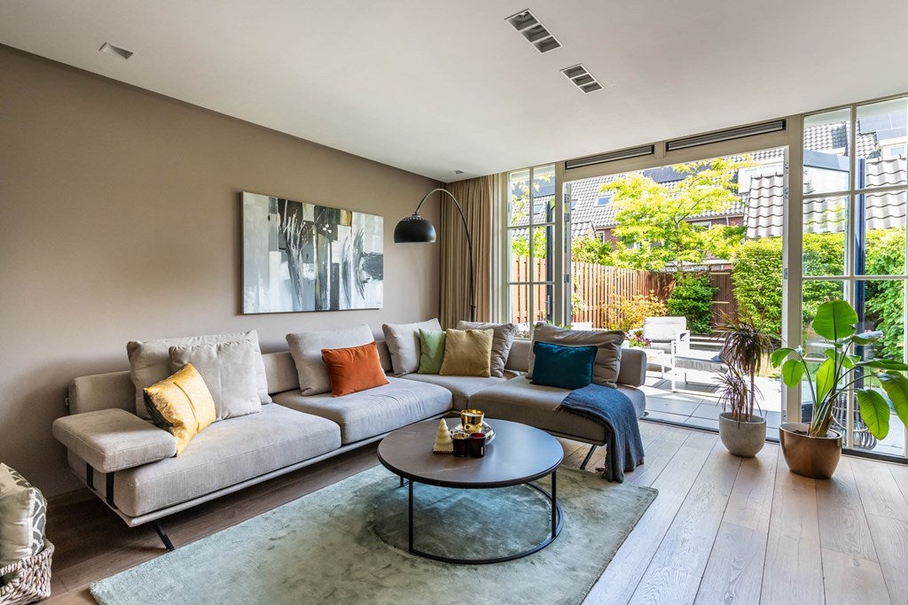 Tussenwoning te huur: Middachten 8, Amstelveen