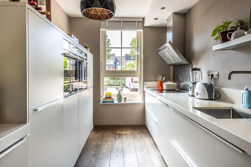 Tussenwoning te huur: Middachten 8, Amstelveen