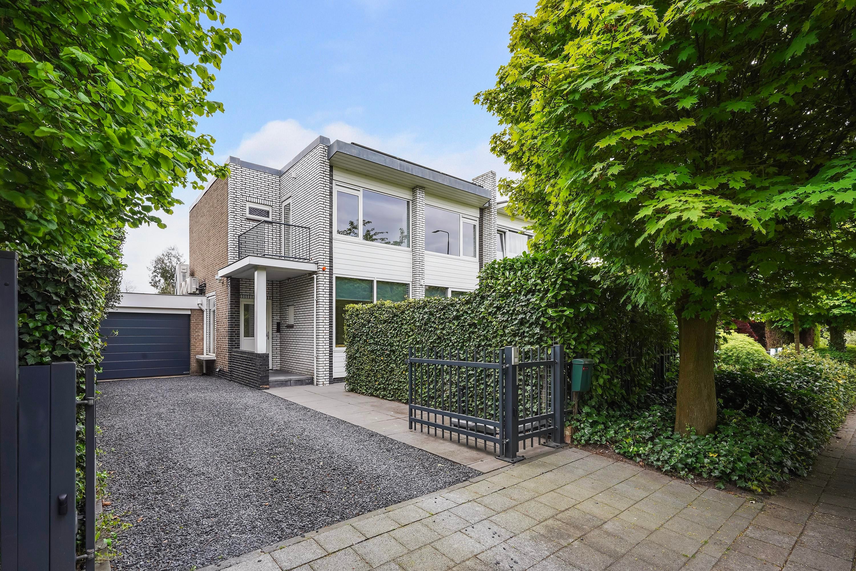 Huis J.S. Bachlaan in Leidschendam
