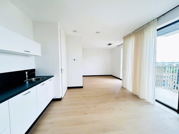 Appartement Mies van der Rohestraat in Hoofddorp
