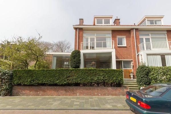 Casa Van Dorpstraat en Den Haag