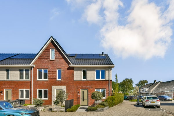 Huis Pieter van den Hoogenbandstraat 57 in Schiedam