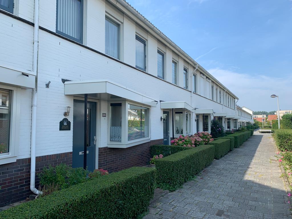 House Atletiekbaan 4