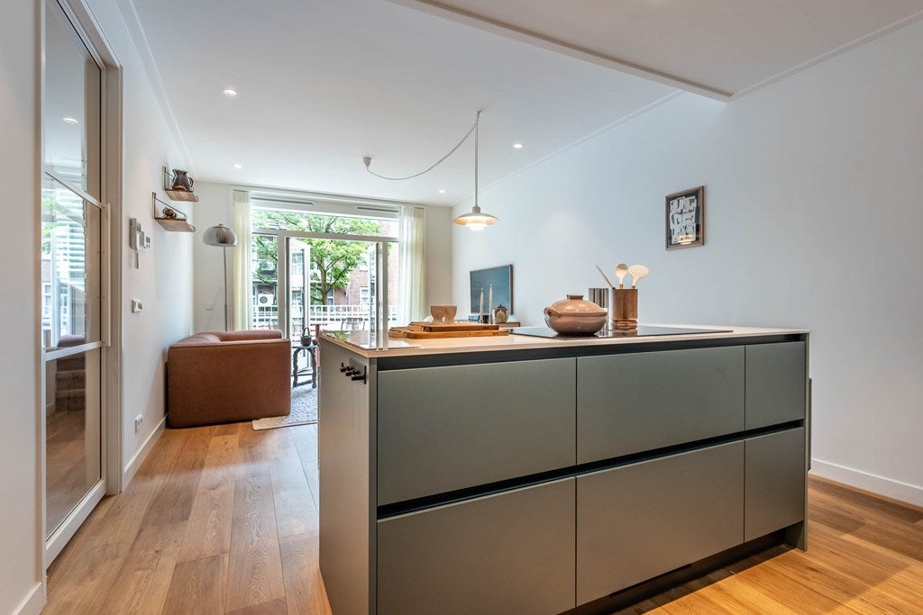Appartement te huur: Derde Helmersstraat 7B, Amsterdam