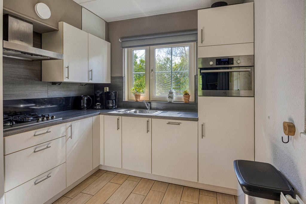 Vrijstaande woning te koop: Binnenweg 12-70, Paasloo