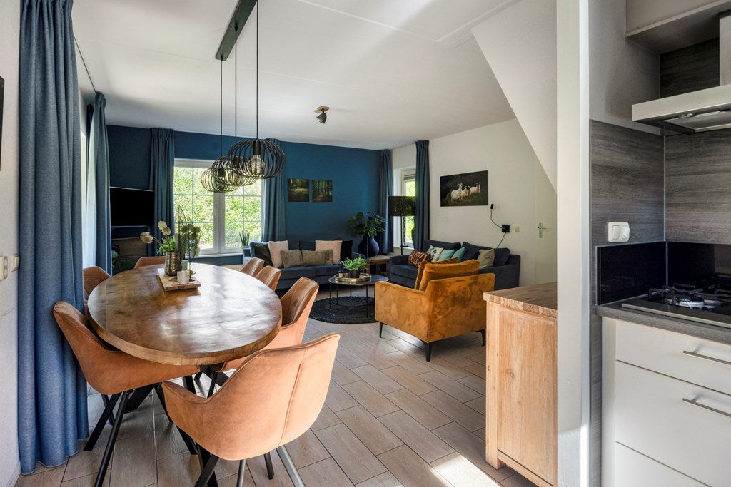 Vrijstaande woning te koop: Binnenweg 12-70, Paasloo