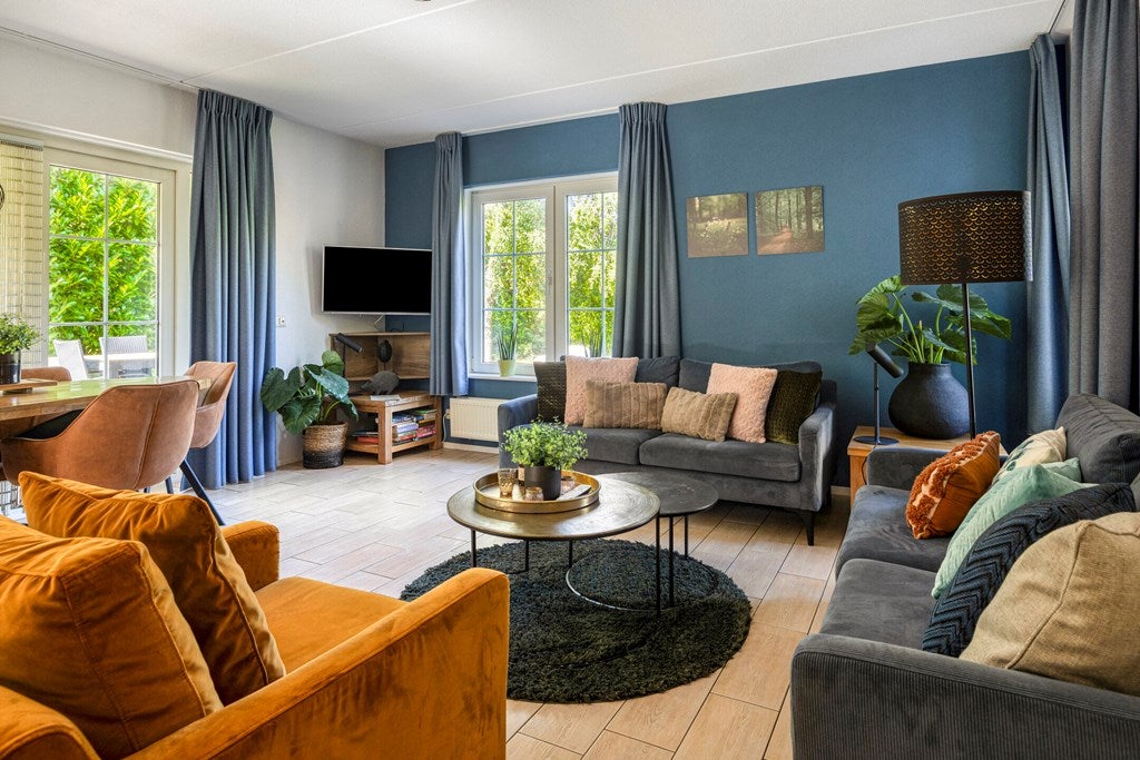 Vrijstaande woning te koop: Binnenweg 12-70, Paasloo