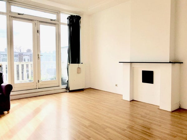 Flat Loosduinsekade in Den Haag