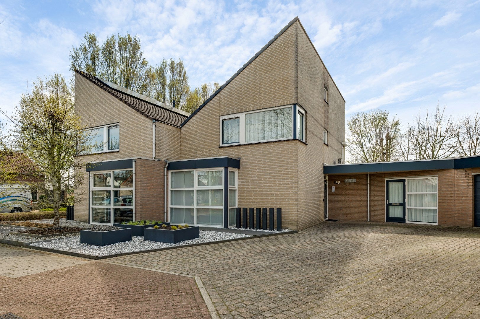 Huis Paltrokmolen 24 in Weert
