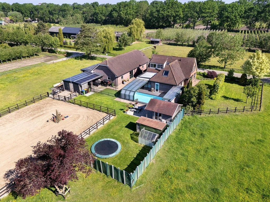 Huis Buurtweg 44 in Ederveen
