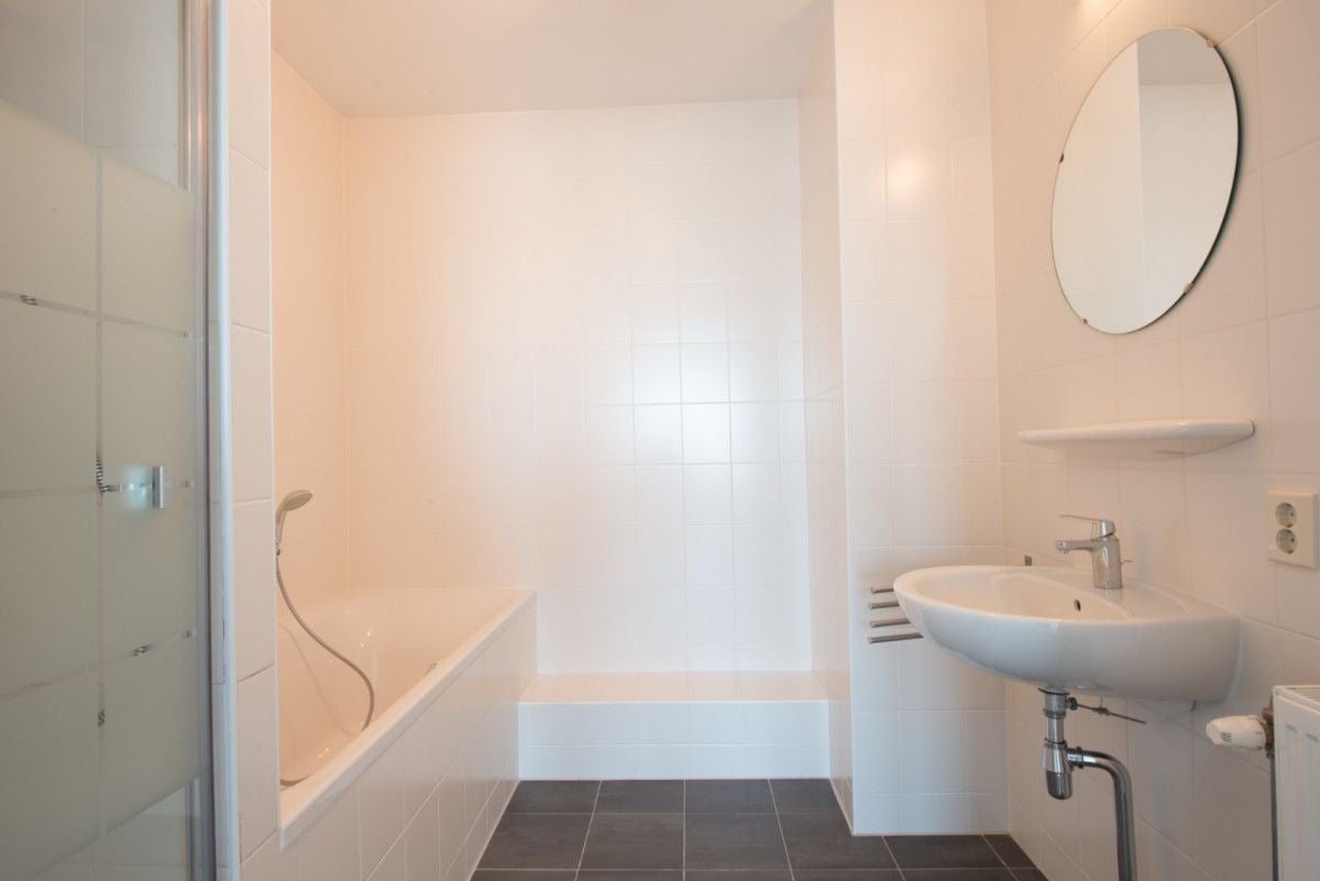Appartement te huur: Lloydkade 759, Rotterdam
