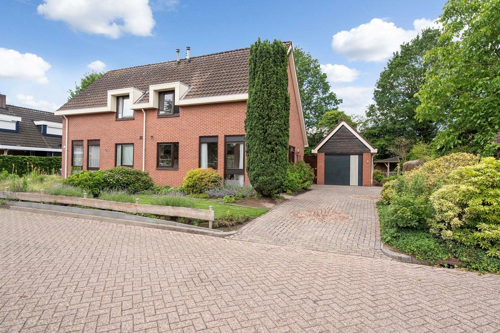 Huis Sportlaan 8 in Hoogersmilde