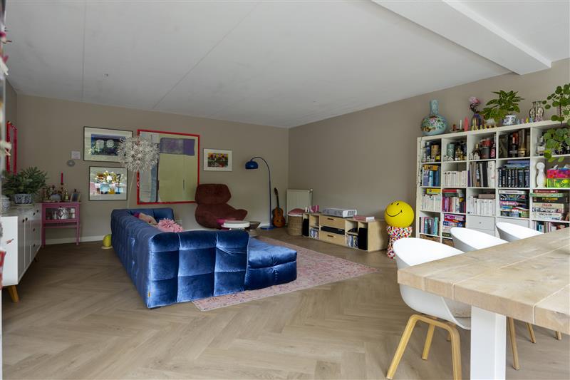 Tussenwoning te koop: Diadeemstraat 74, Almere