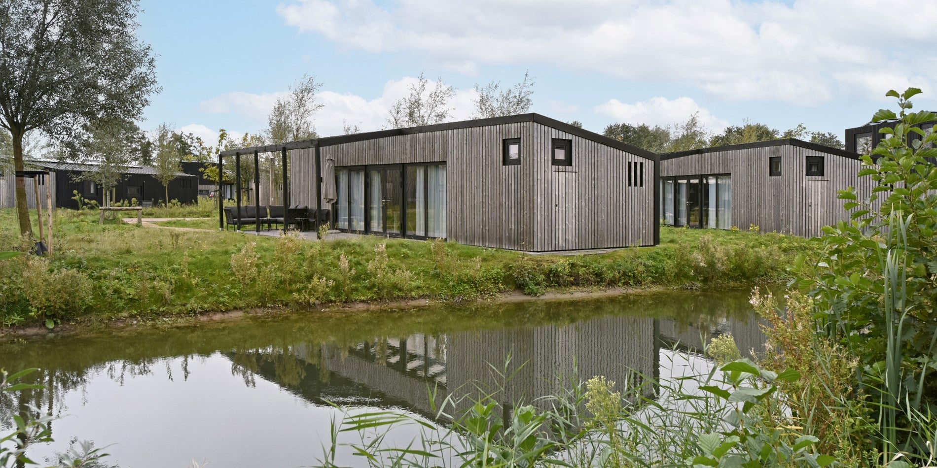 Huis Buitengronden 7 in Zwartewaal