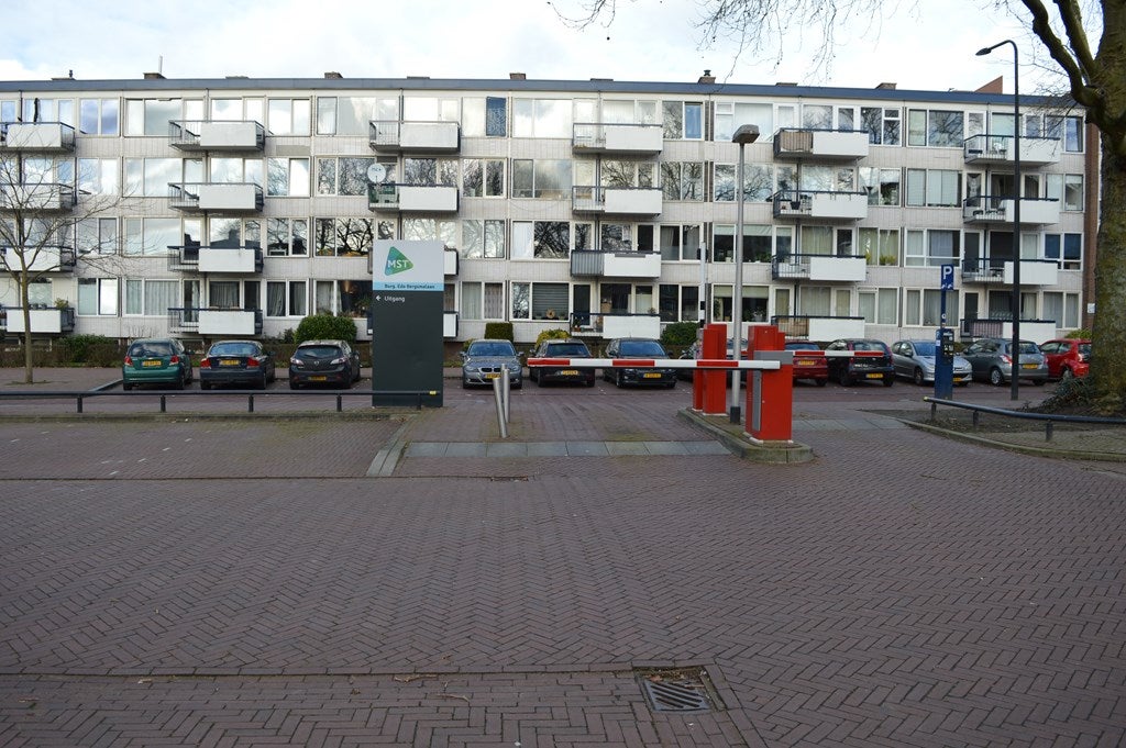Woning in Enschede - Burgemeester Edo Bergsmalaan