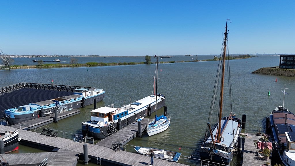 Huis Haringbuisdijk 977 in Amsterdam