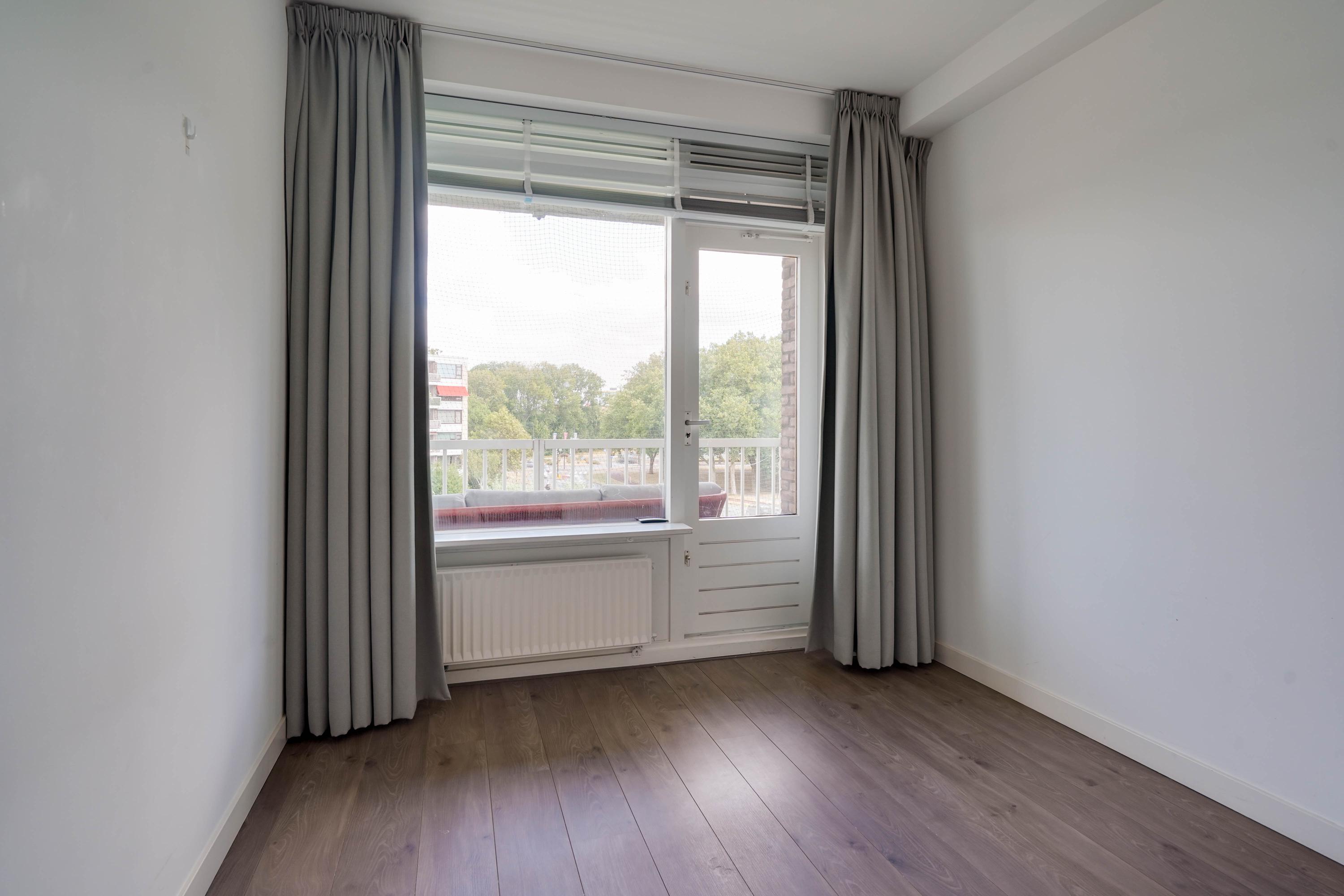Appartement te koop: mr. L.A. Kesperweg 5D, Vlaardingen