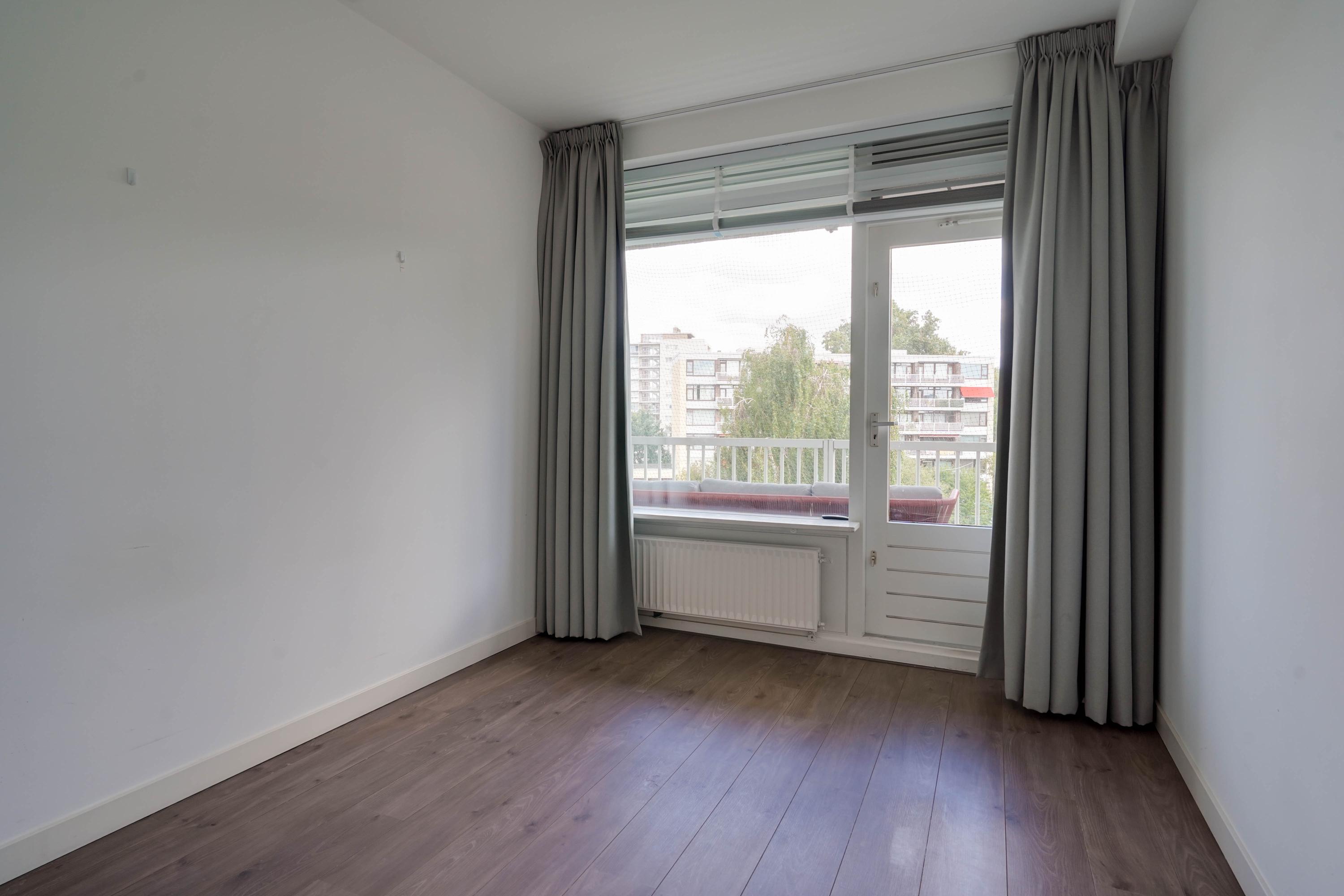 Appartement te koop: mr. L.A. Kesperweg 5D, Vlaardingen