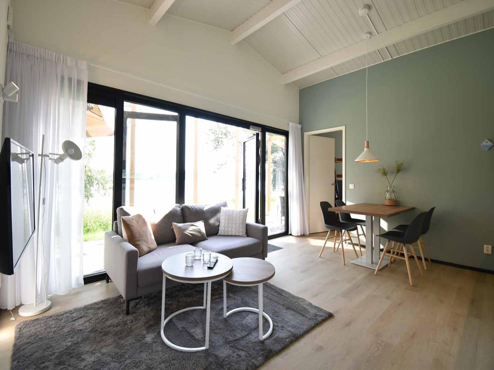 Vrijstaande woning te koop: Buitengronden 7-100, Zwartewaal