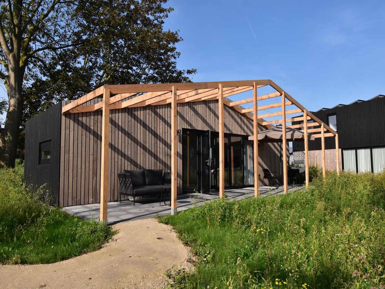Huis Buitengronden 7 100 in Zwartewaal