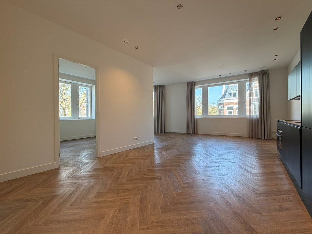 Flat 's-Gravendijkwal 130 C