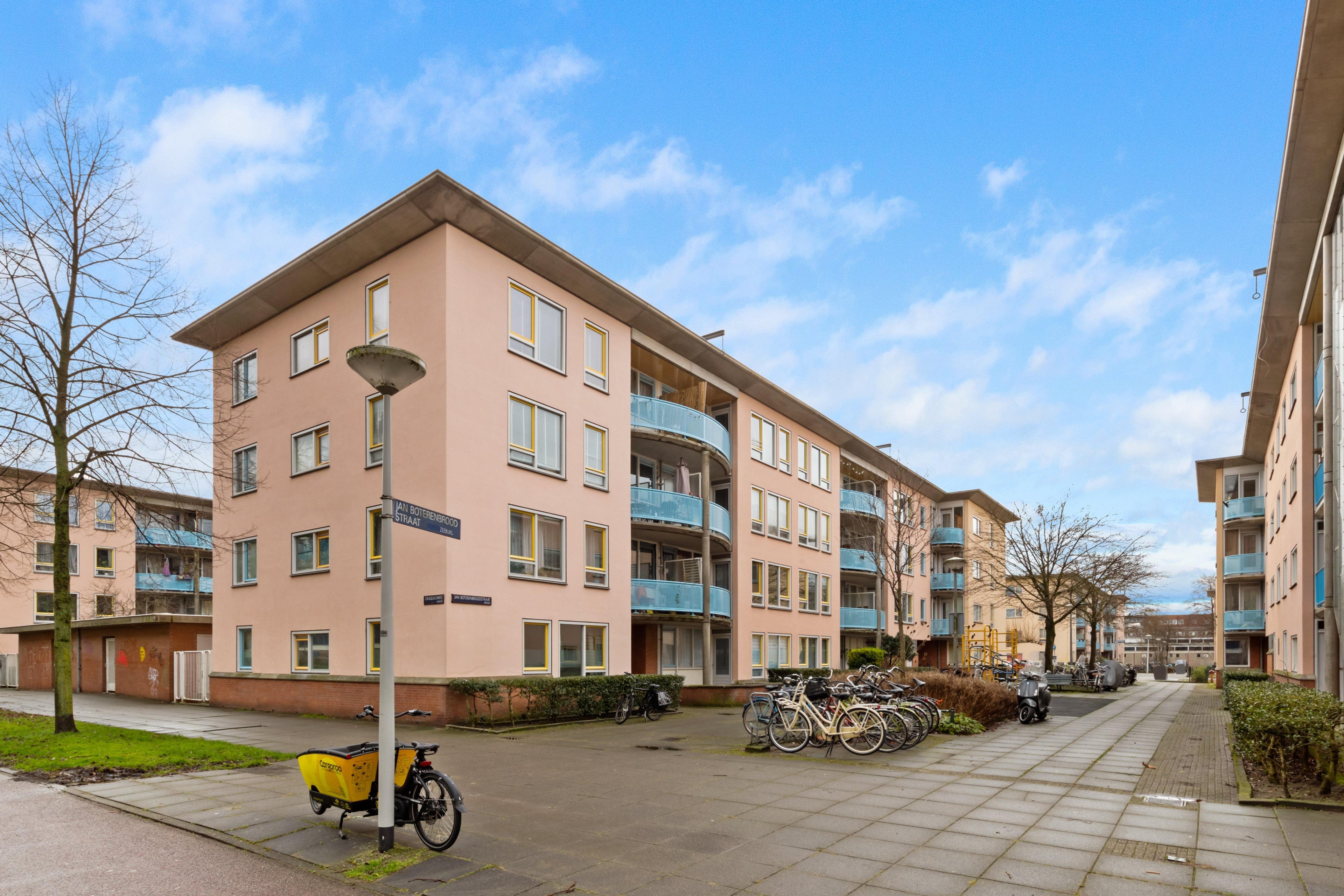 Appartement te huur: Jan Boterenbroodstraat 76, Amsterdam