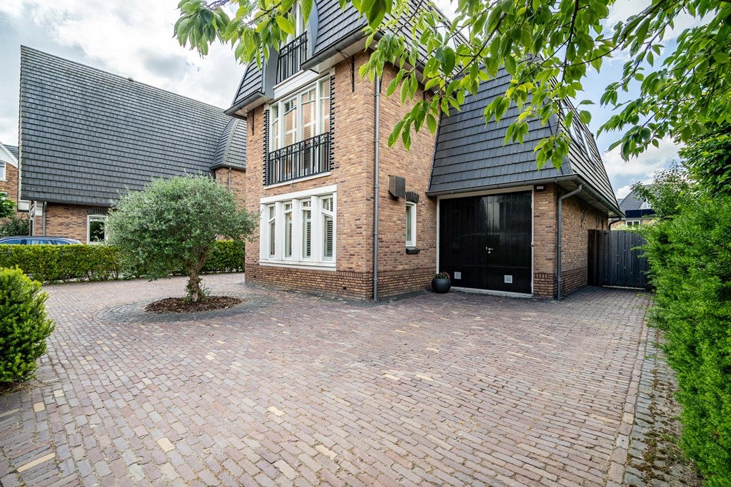 Huis Margaretha Fergusonhof 9 in Voorschoten