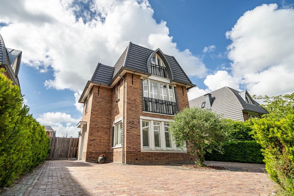 Huis Margaretha Fergusonhof 9 in Voorschoten