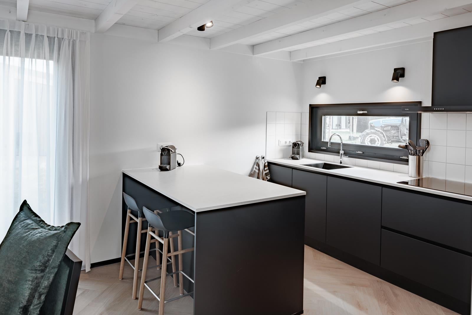 Vrijstaande woning te koop: Buitengronden 7-43, Zwartewaal