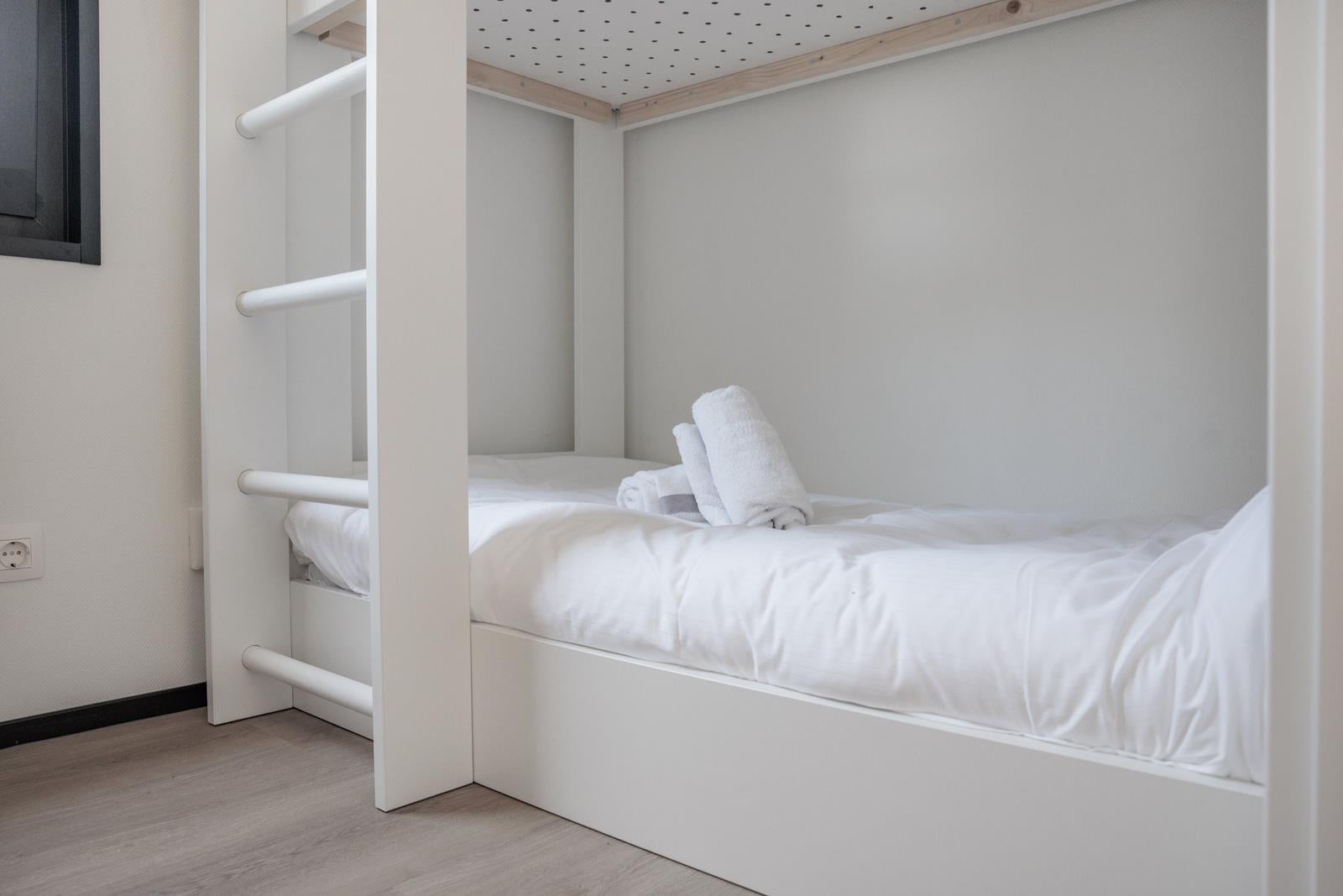 Vrijstaande woning te koop: Buitengronden 7-43, Zwartewaal