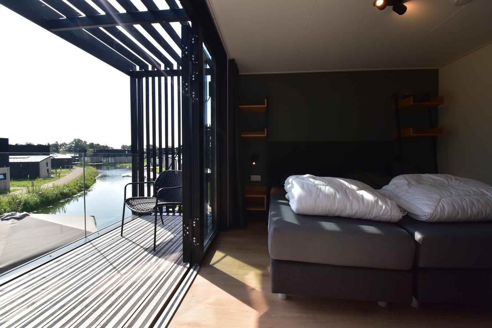 Vrijstaande woning te koop: Buitengronden 7-43, Zwartewaal