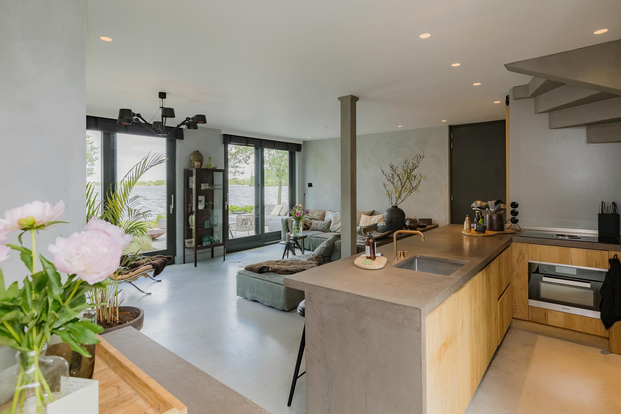 Vrijstaande woning te koop: Paradijsweg 102A, Ter Aar
